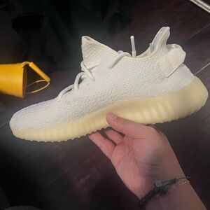 Yeezy Cream White Sneakers